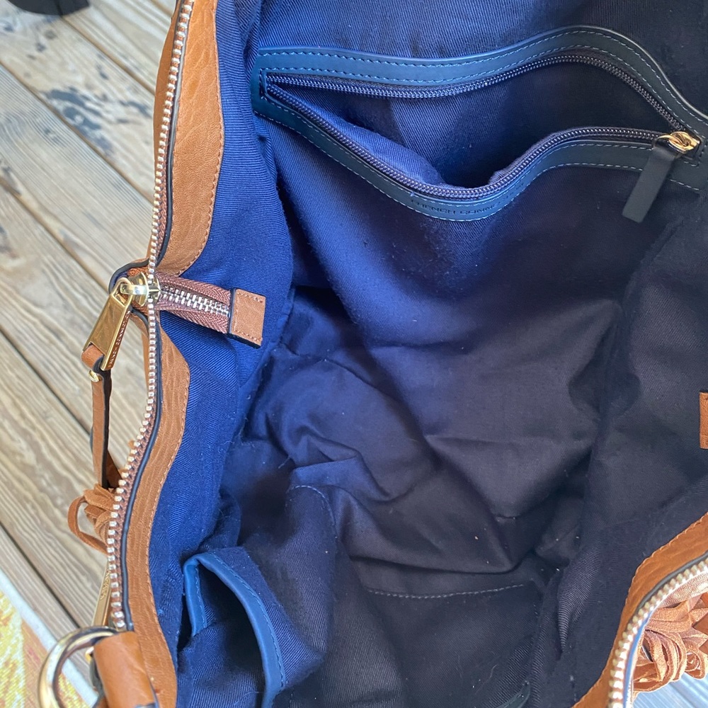 {French Connection} ‘Bowie’ Satchel in Nutmeg 🌰 - Picture 5 of 6